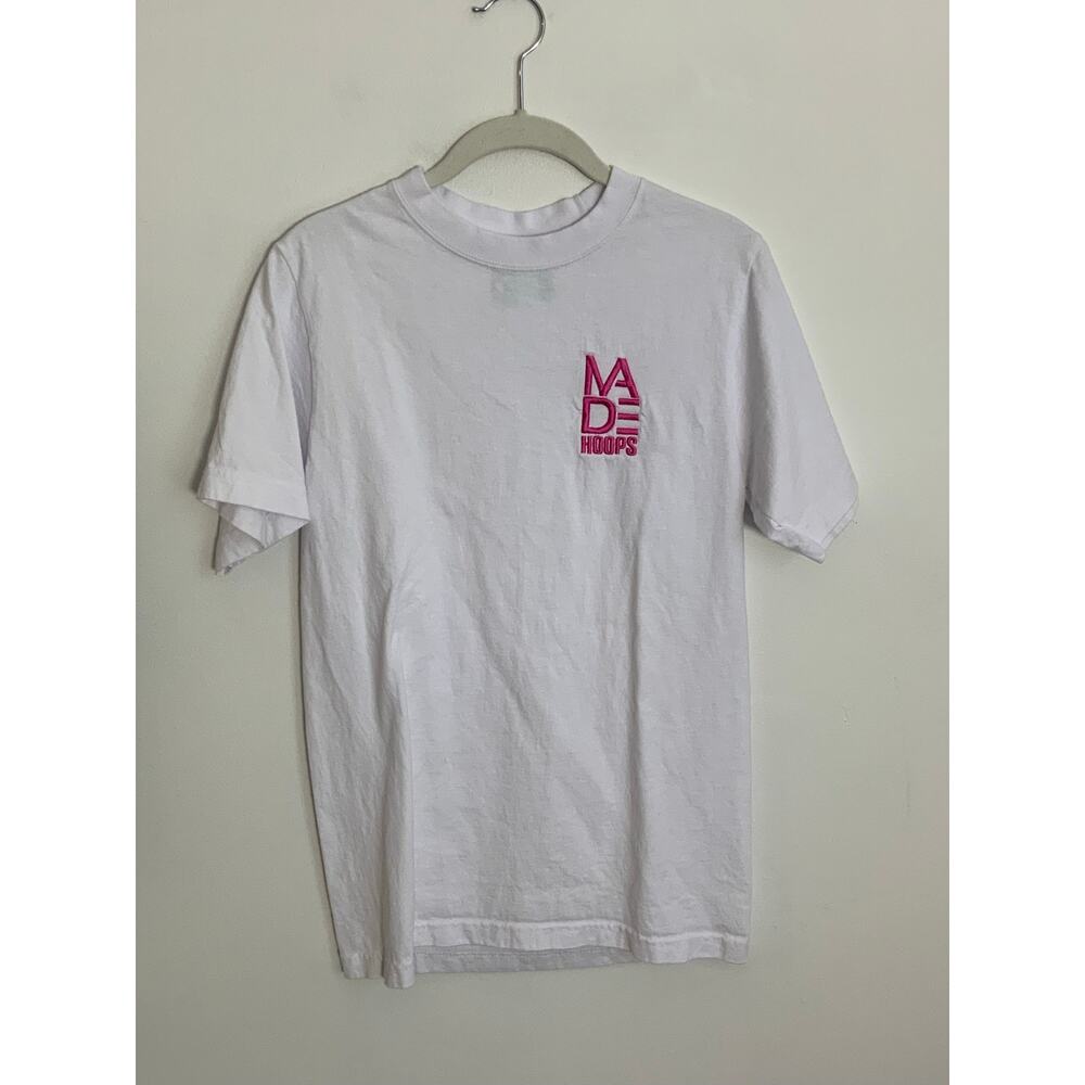 Made Hoops Men's white tee Embrodiered logo size small‎